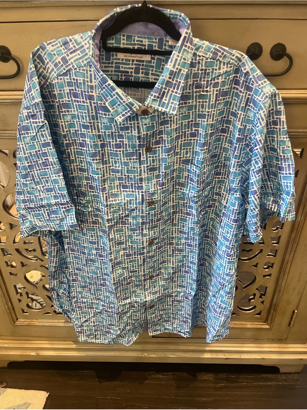 Tommy Bahamas Coconut Point Men's Blue Geo-Print Short-Sleeve Shirt